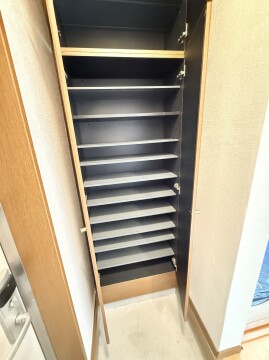 シューズボックス