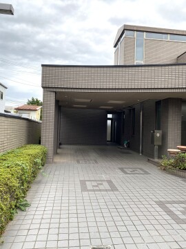 古家（RC造）カーポート